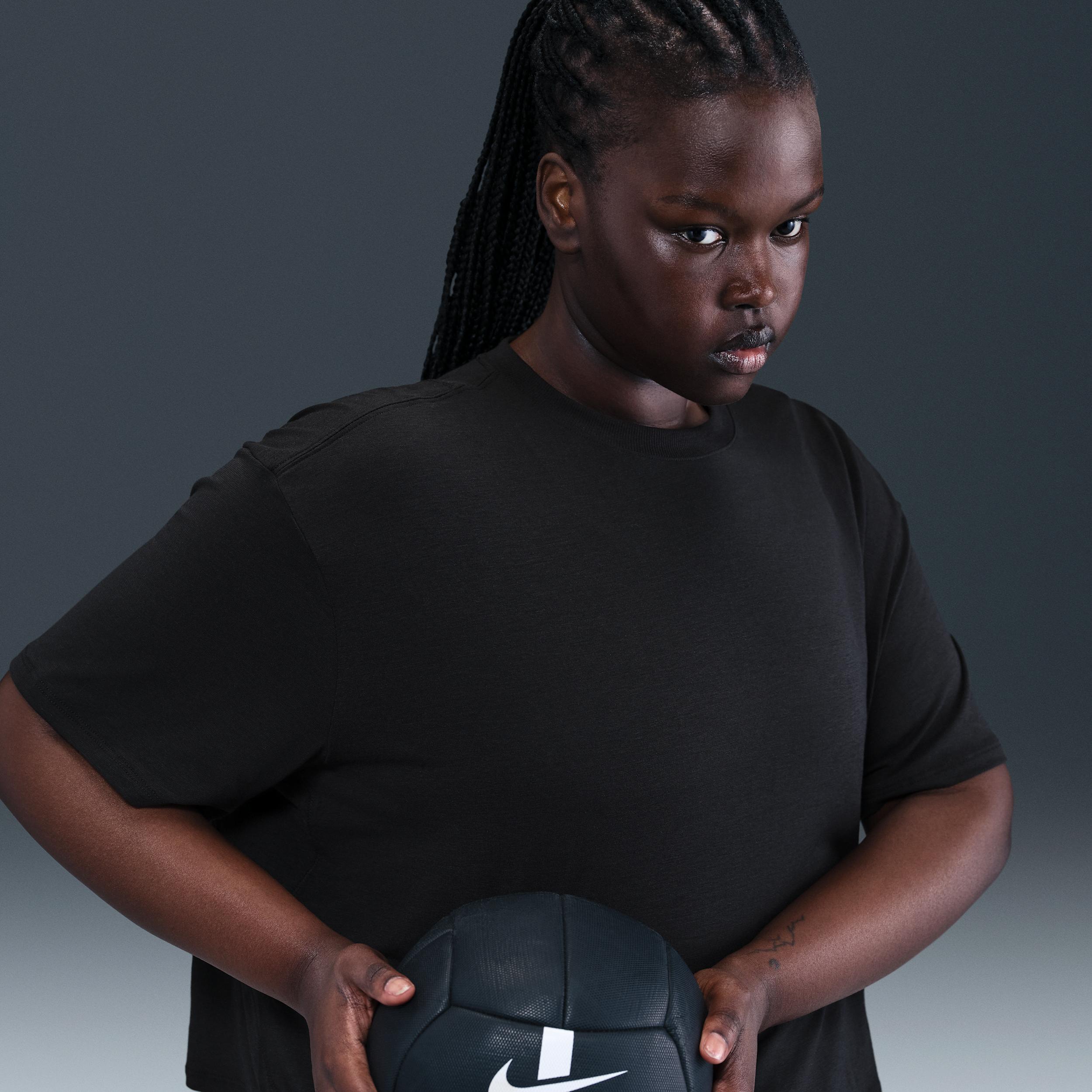 Nike Womens One Relaxed Dri-FIT Cropped Short-Sleeve Top (Plus Size) | HJ1067-010 Product Image