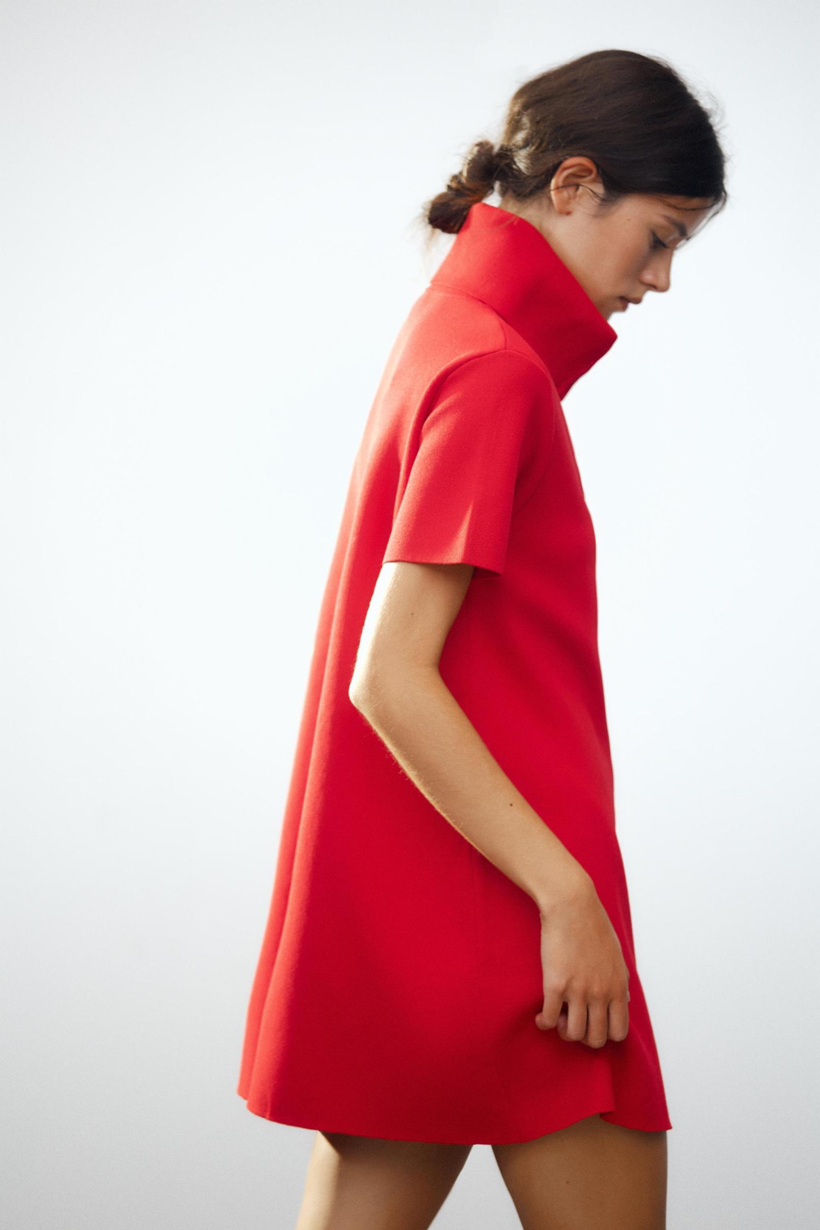 SHORT PLAIN KNIT DRESS Product Image