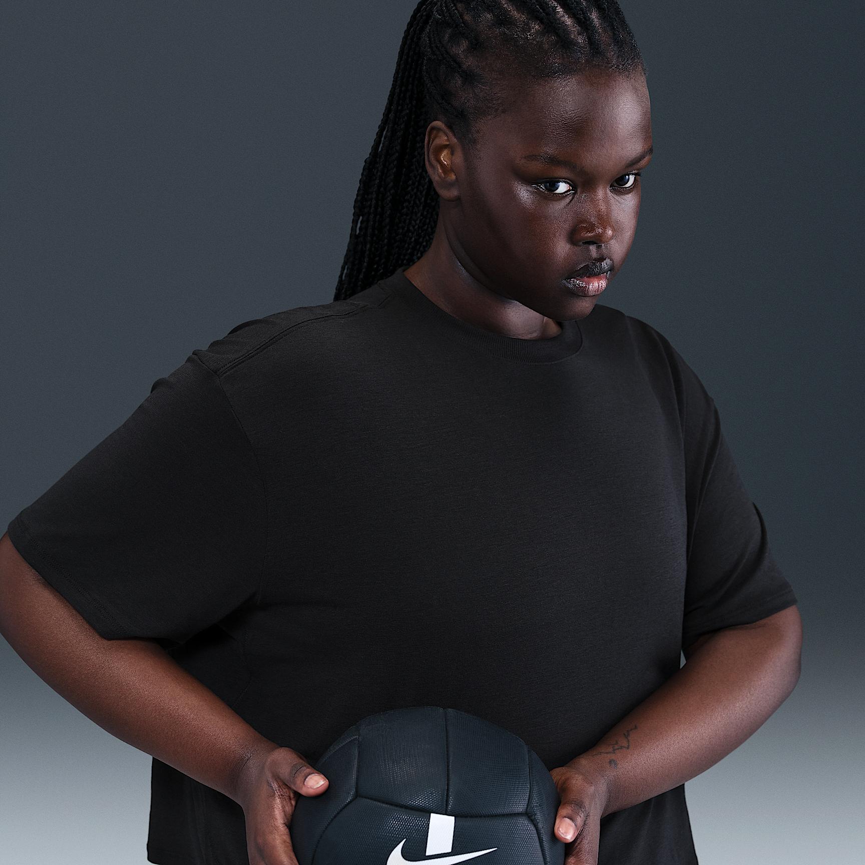 Nike Womens One Relaxed Dri-FIT Cropped Short-Sleeve Top (Plus Size) | HJ1067-010 Product Image