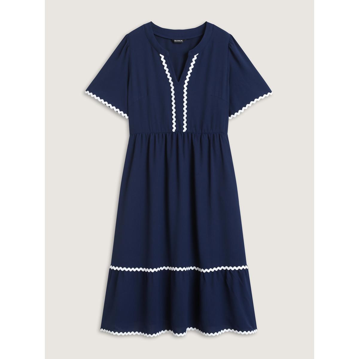 Plus Size Lace Contrast Notched Collar Midi Dress DarkBlue Women Notched collar Short sleeve Curvy BloomChic 28/5X Product Image