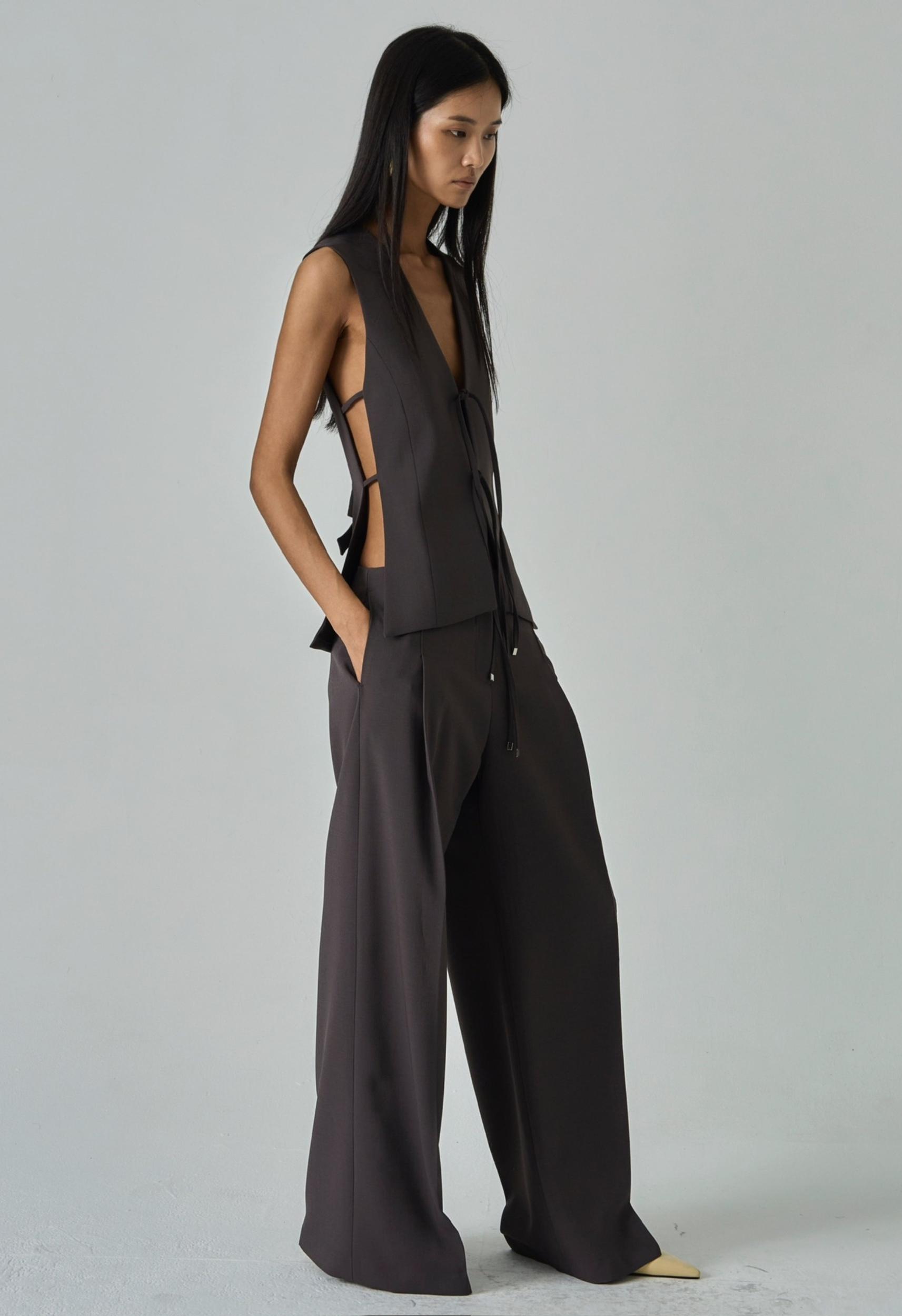 Veronica Trouser in Brown Product Image