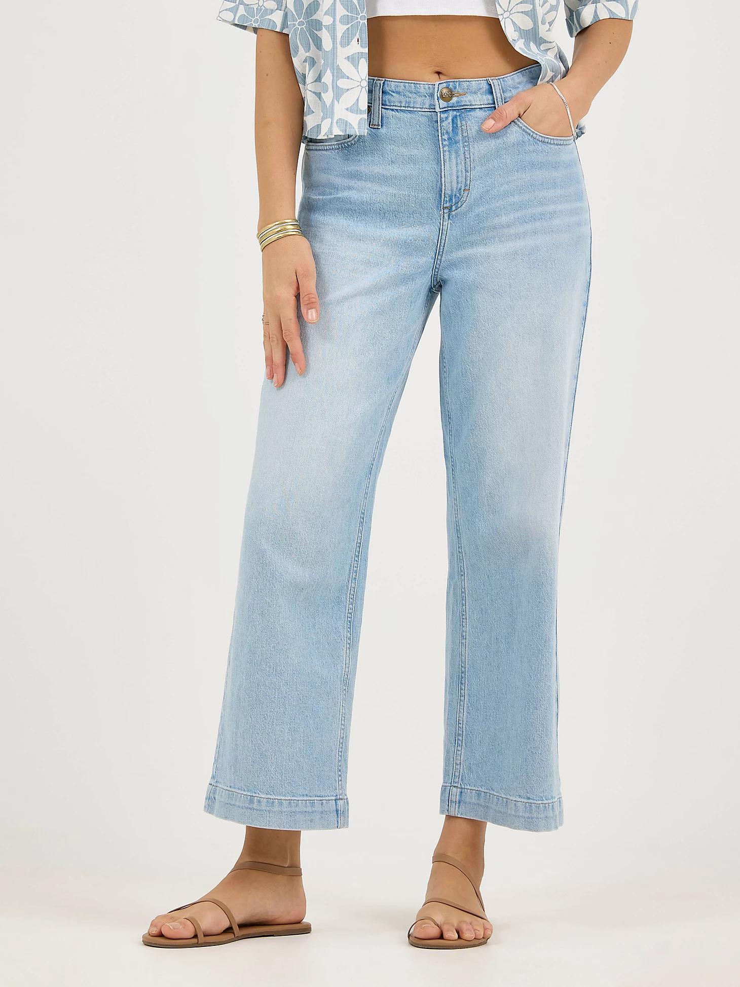 Women's Legendary Wide Leg Crop Jean | Women's Capris & Crops | Lee® Product Image