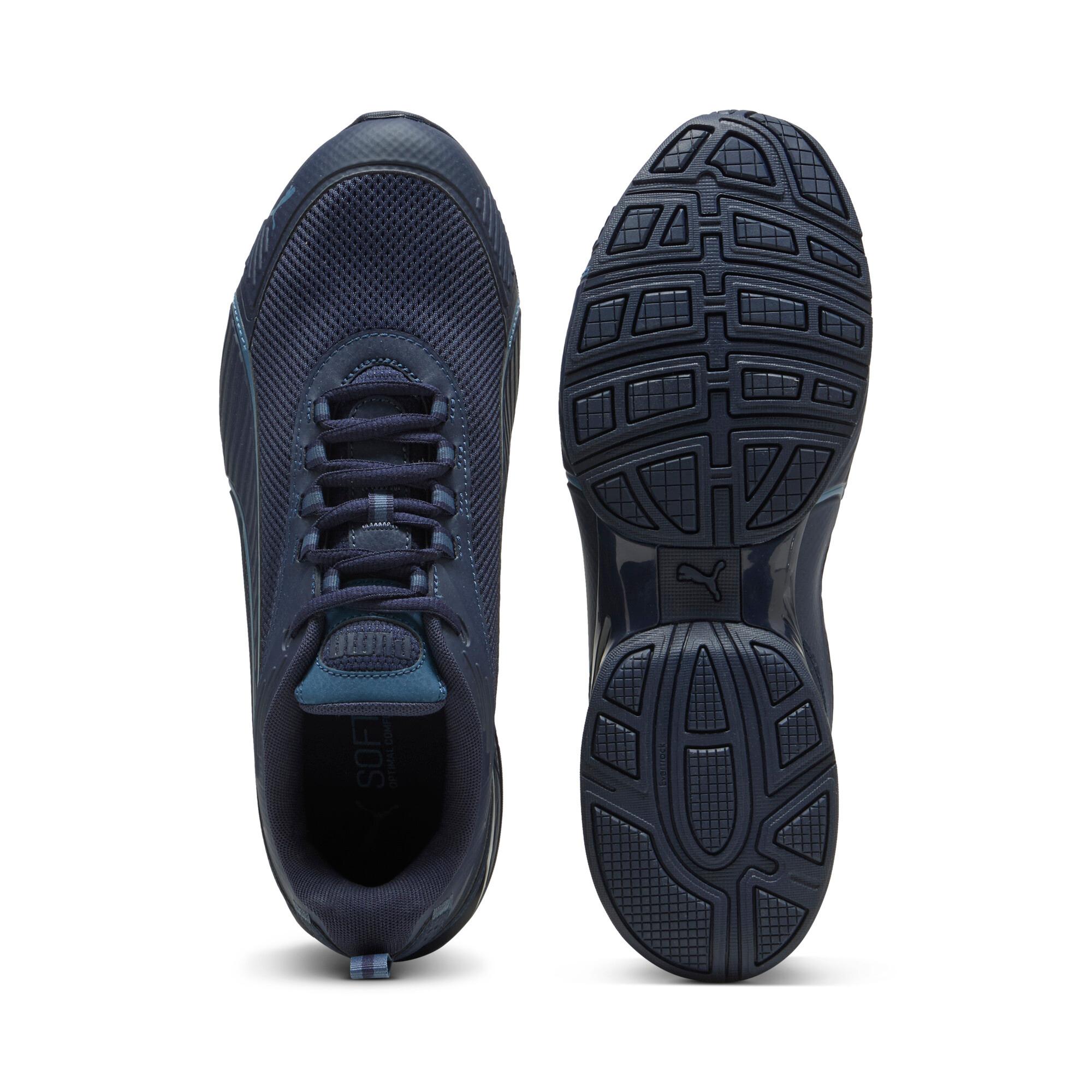 Magnetic Men's Sneakers Product Image