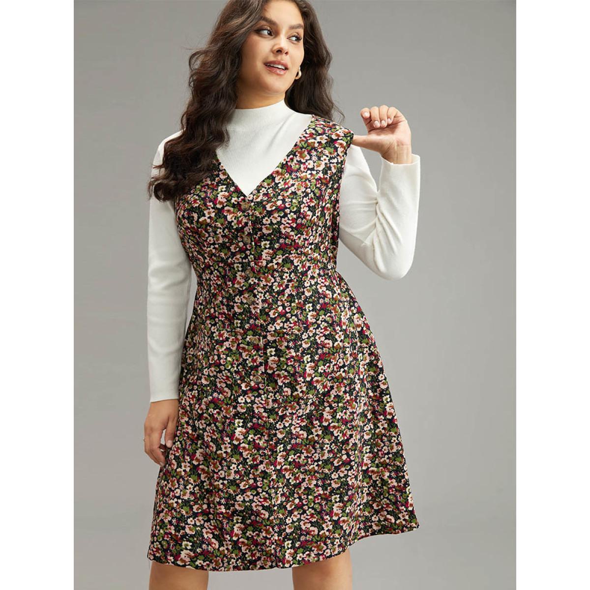 Plus Size Ditsy Floral Pocket Button Detail Tank Dress Indigo Women Elegant Printed V-neck Sleeveless Curvy Knee Dress BloomChic 14-16/1X Product Image