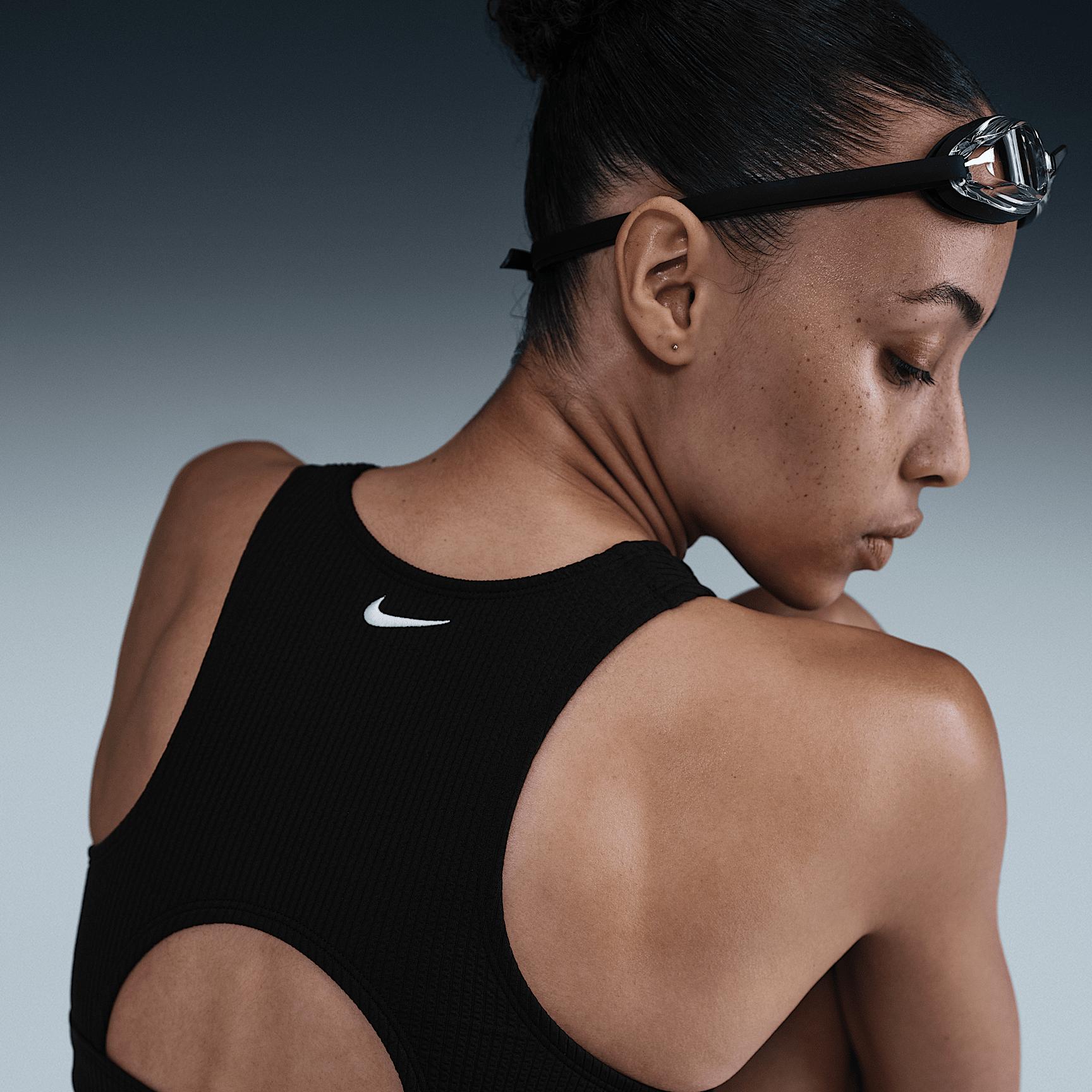 Nike Swim Elevated Essential Women's High-Neck Bikini Top Product Image