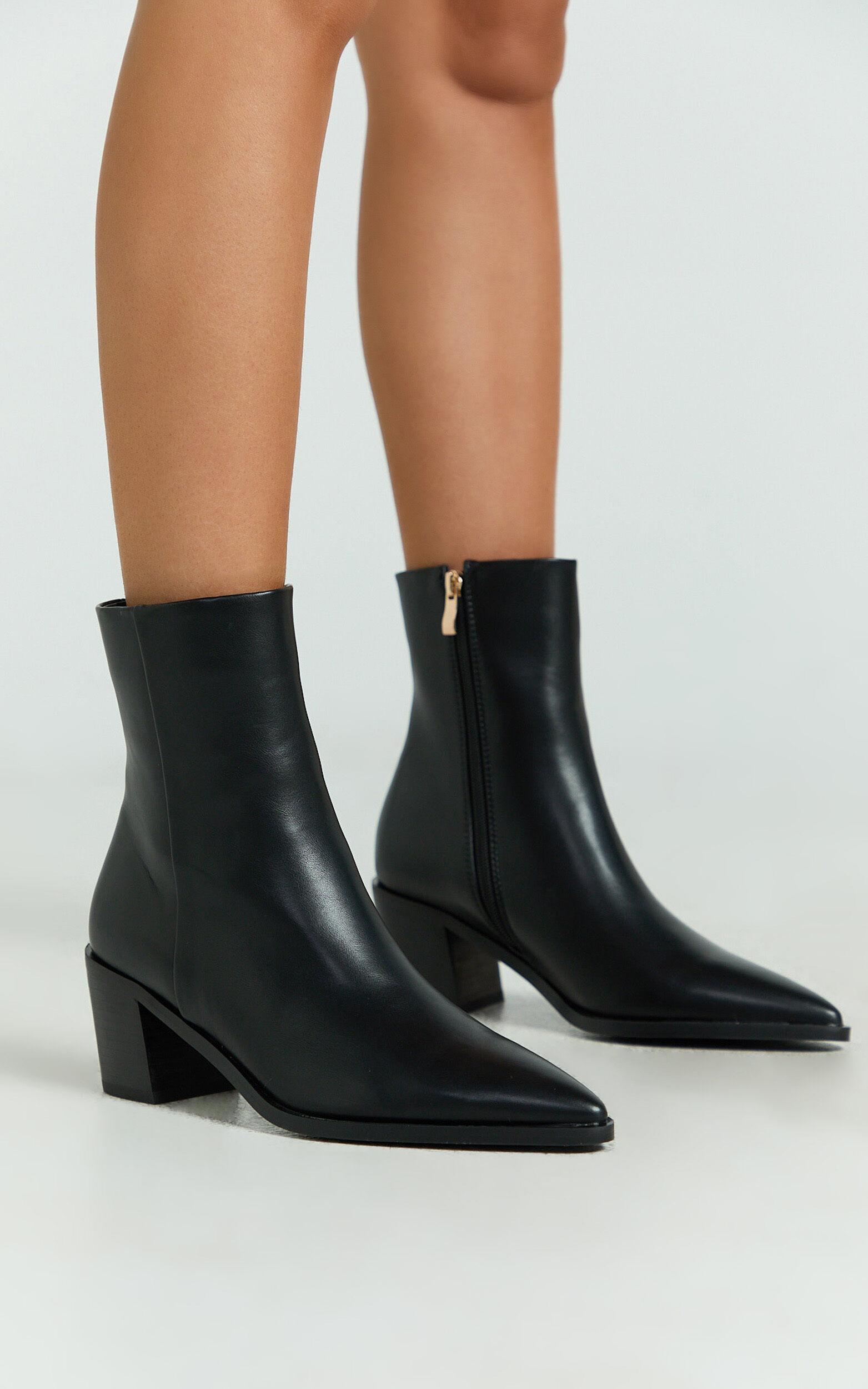 Billini - Hartford Boots in Black Product Image