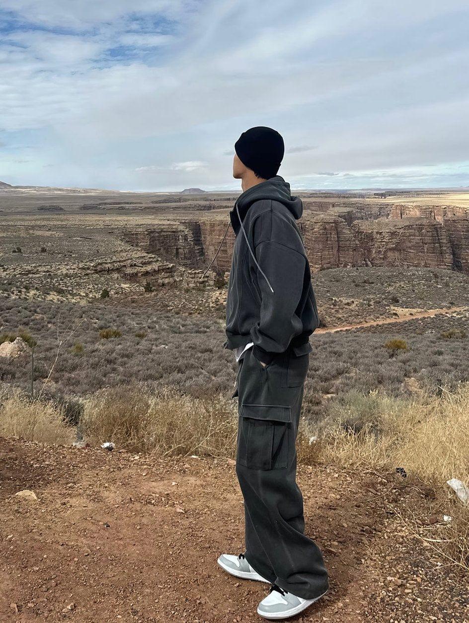 RT No. 11925 DARK GRAY ZIP-UP HOODIE & WIDE SWEATPANTS Product Image