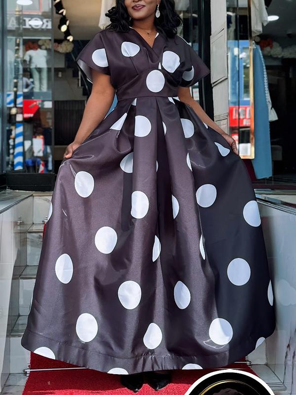 A-Line Half Sleeves Pleated Polka-Dot V-Neck Maxi Dresses Product Image