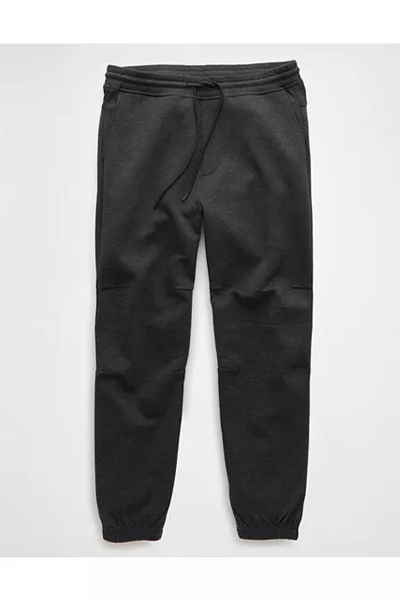 AE 24/7 Tech Fleece Jogger Men's Product Image