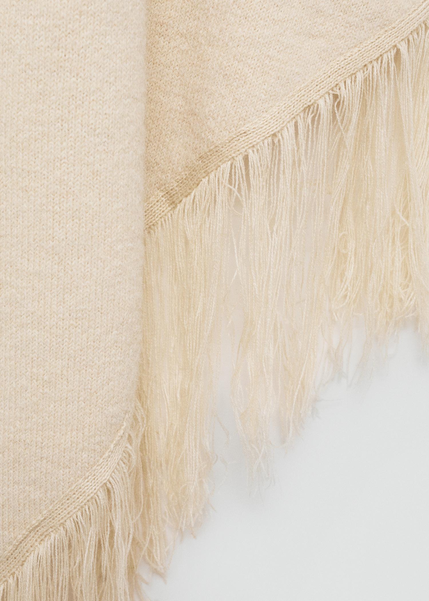 Knitted shawl with fringed ends - Women | MANGO USA Product Image