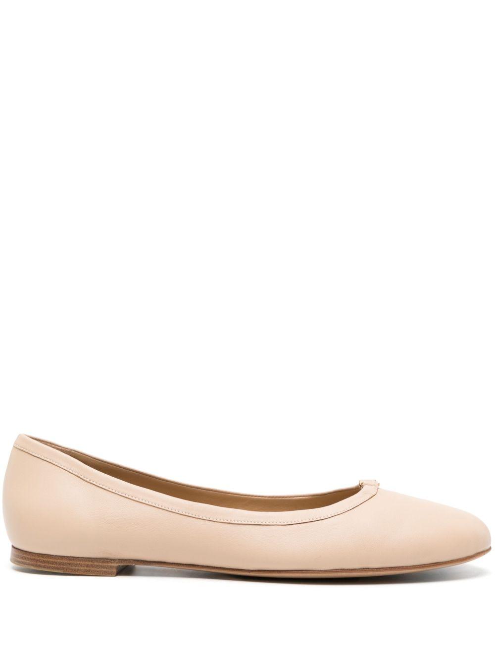 CHLOÉ Woman Ballet Flats Sand Size 9 Leather In Beige Product Image