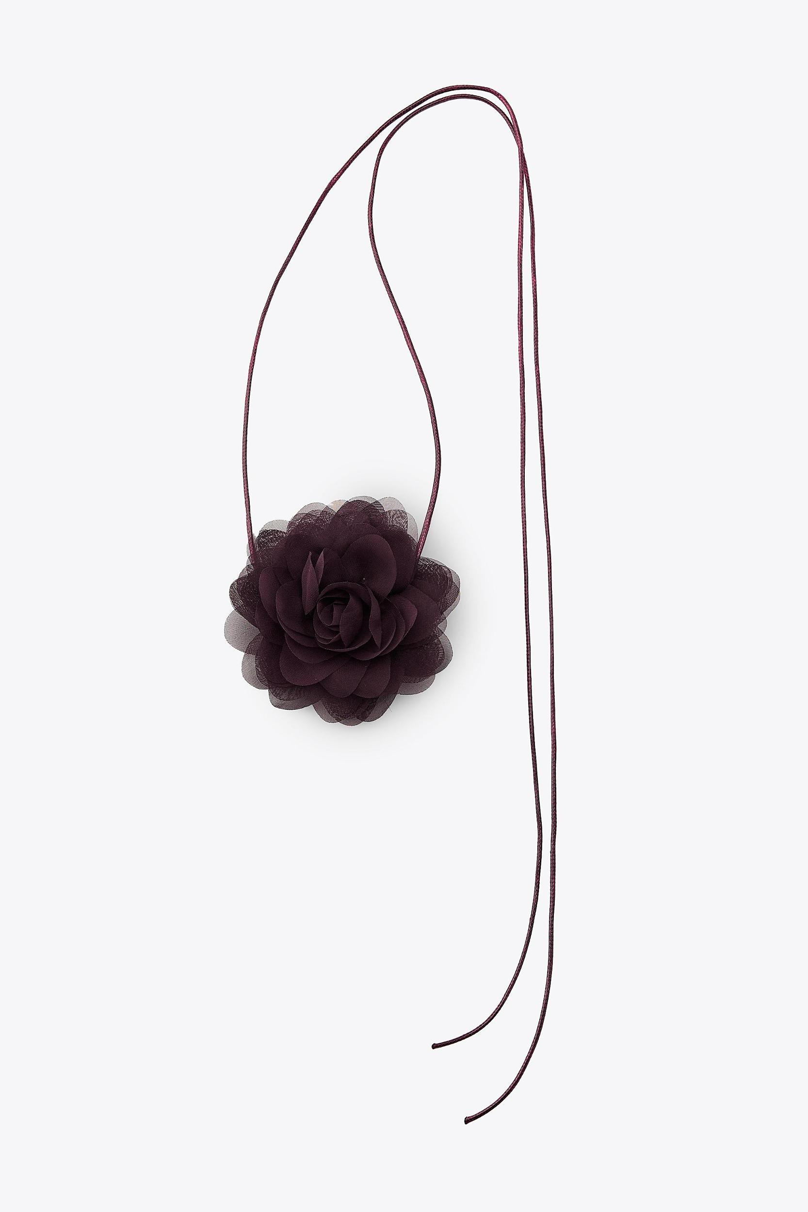 FABRIC FLOWER NECKLACE Product Image