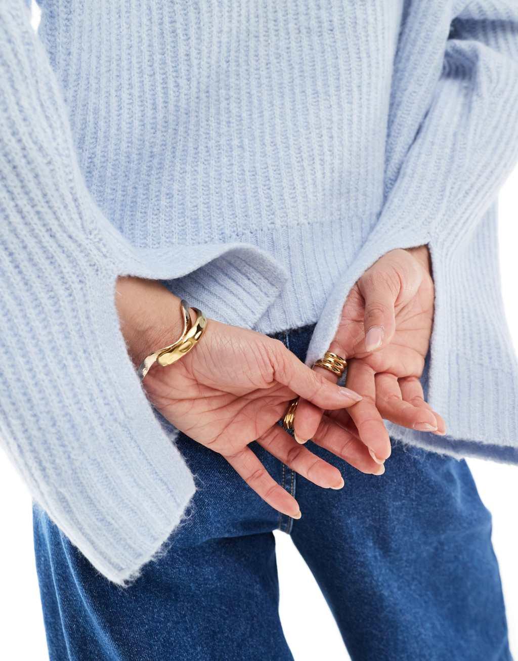 JJXX oversized sweater in light blue Product Image