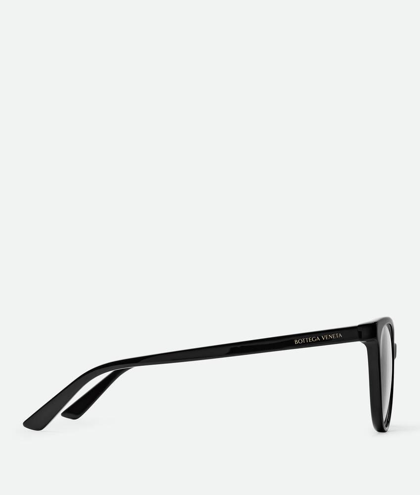 Classic Cat Eye Eyeglasses in Black/transparent Product Image