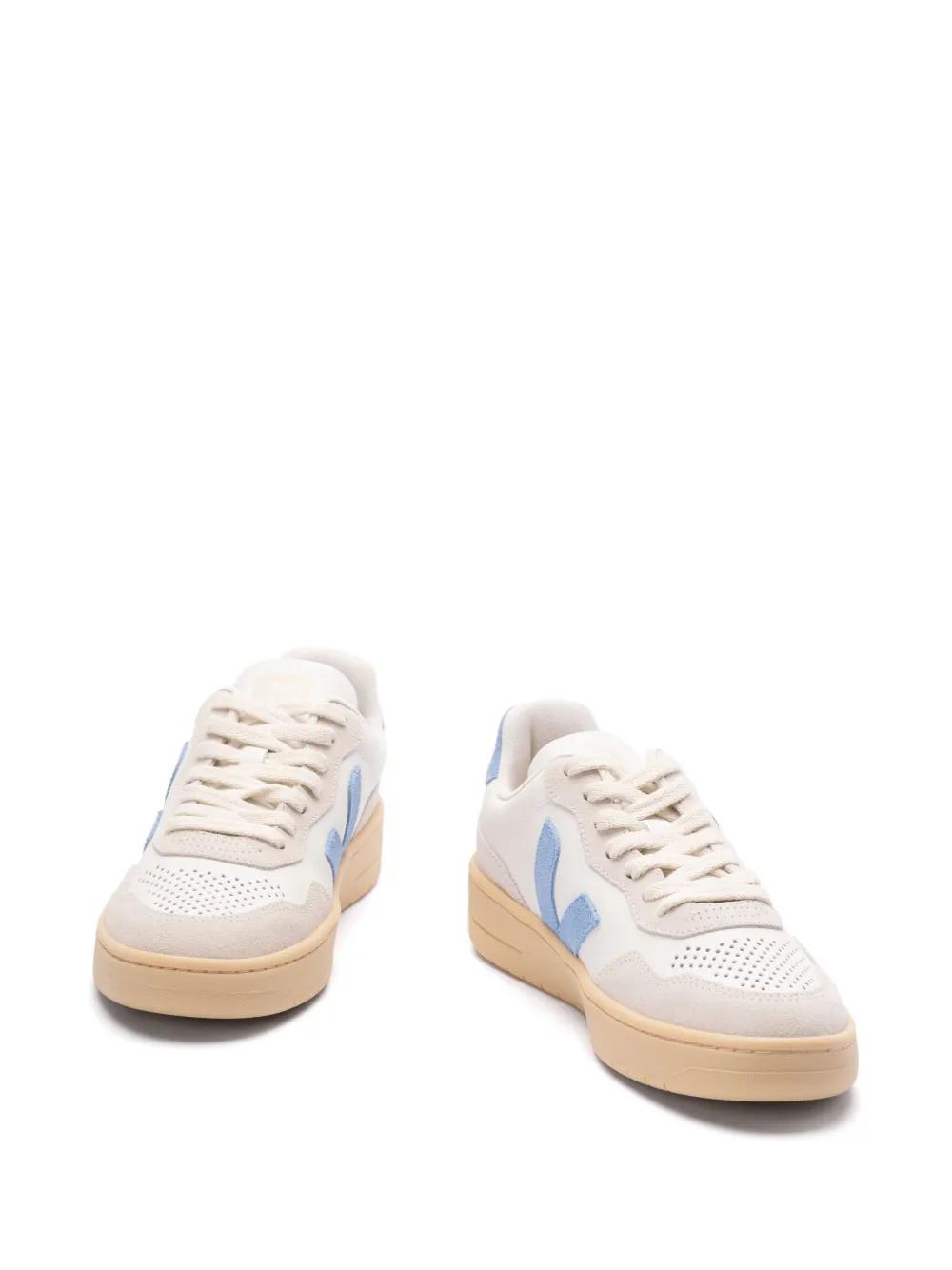V-90 sneakers Product Image