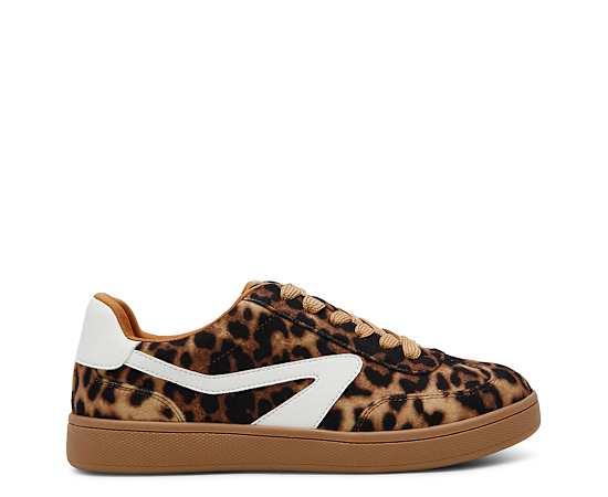 Dv By Dolce Vita Womens Voyage Sneaker Product Image
