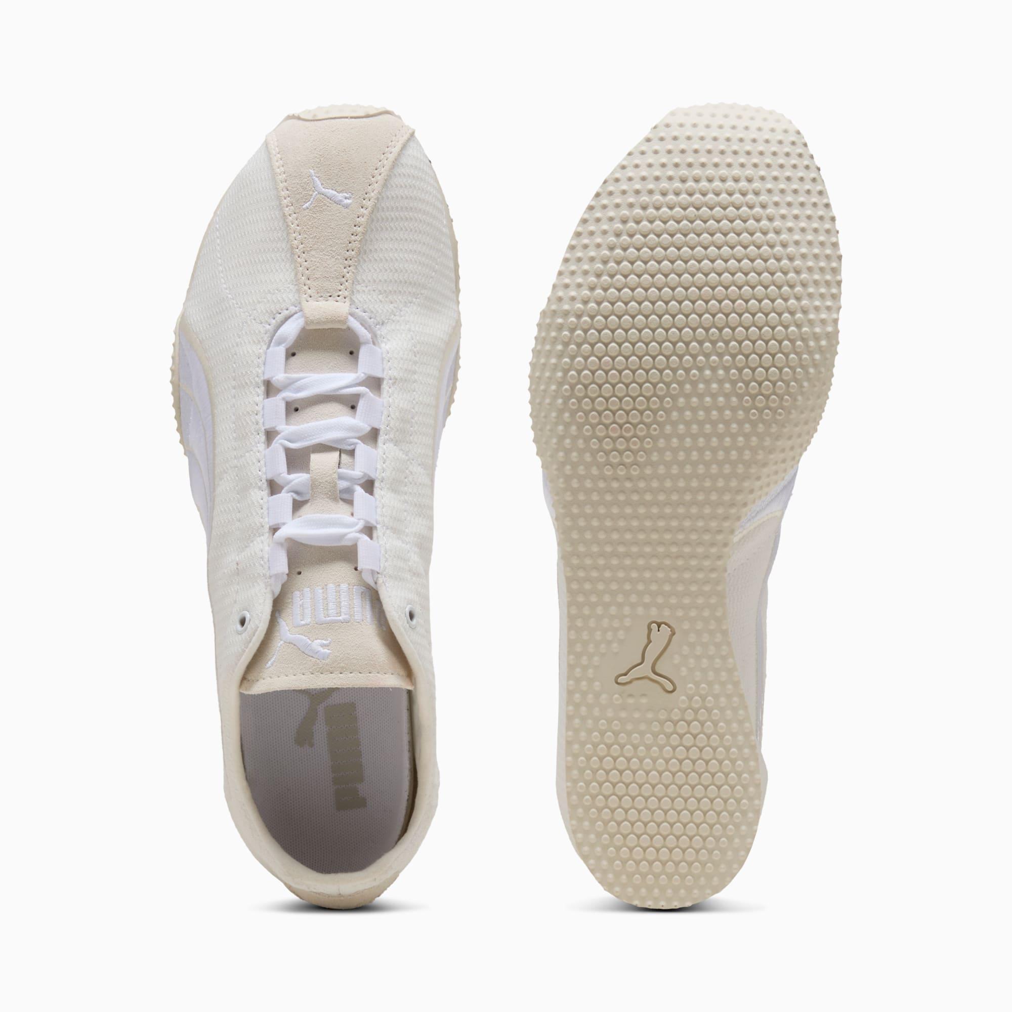 H-Street Embroidery Sneakers Product Image