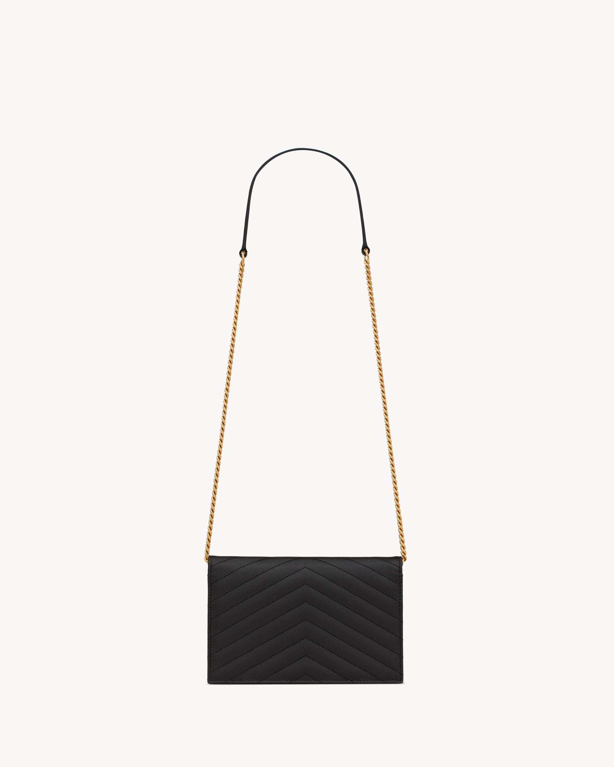 CASSANDRE ENVELOPE CHAIN WALLET IN GRAIN DE POUDRE LEATHER Product Image