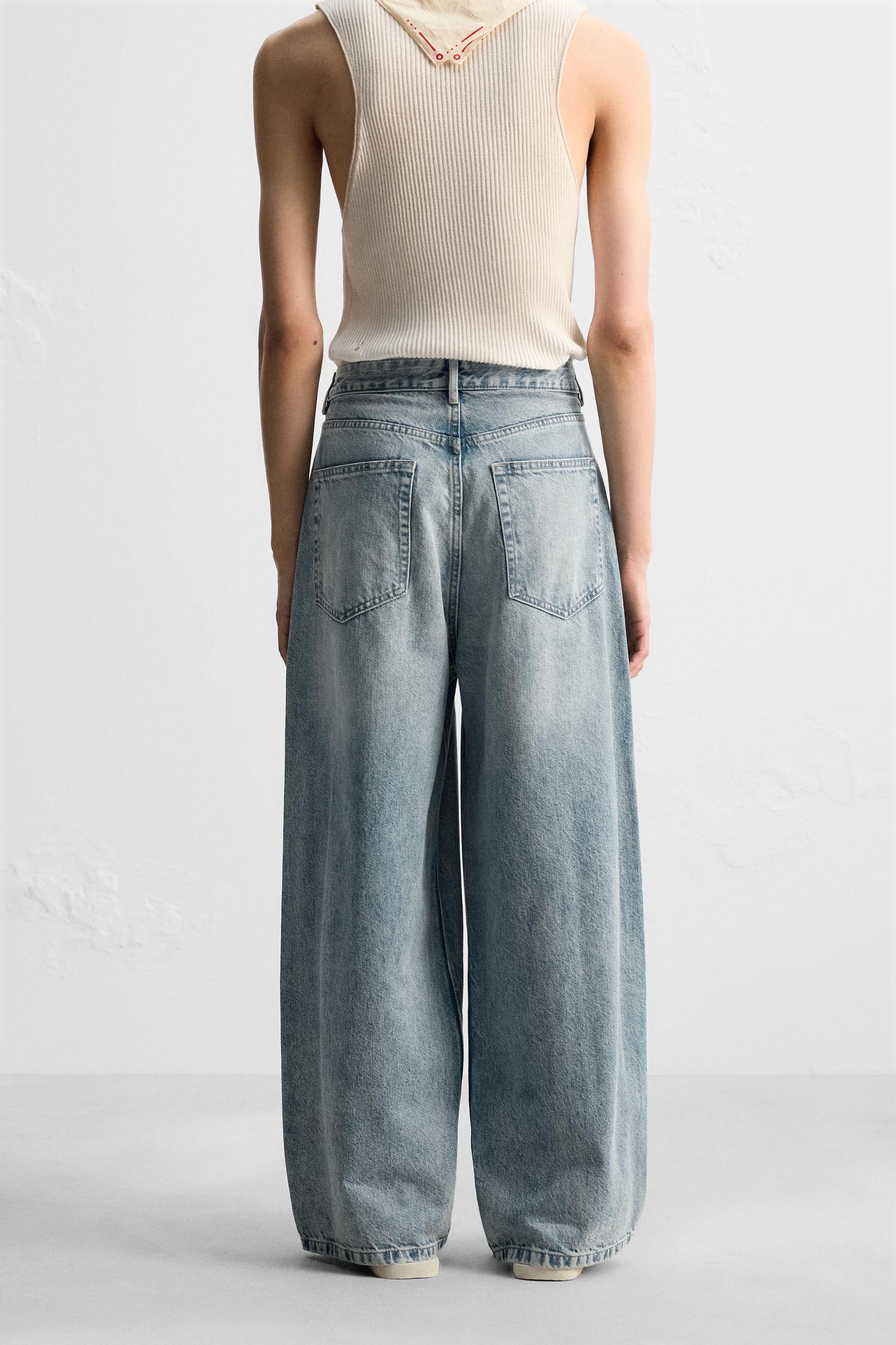 BAGGY WIDE FIT JEANS Product Image