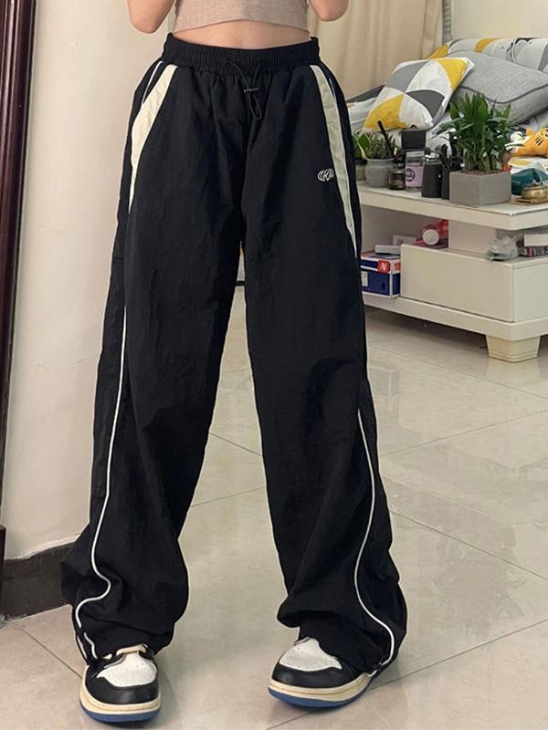 Contrast Piping Black Baggy Sweatpants Product Image