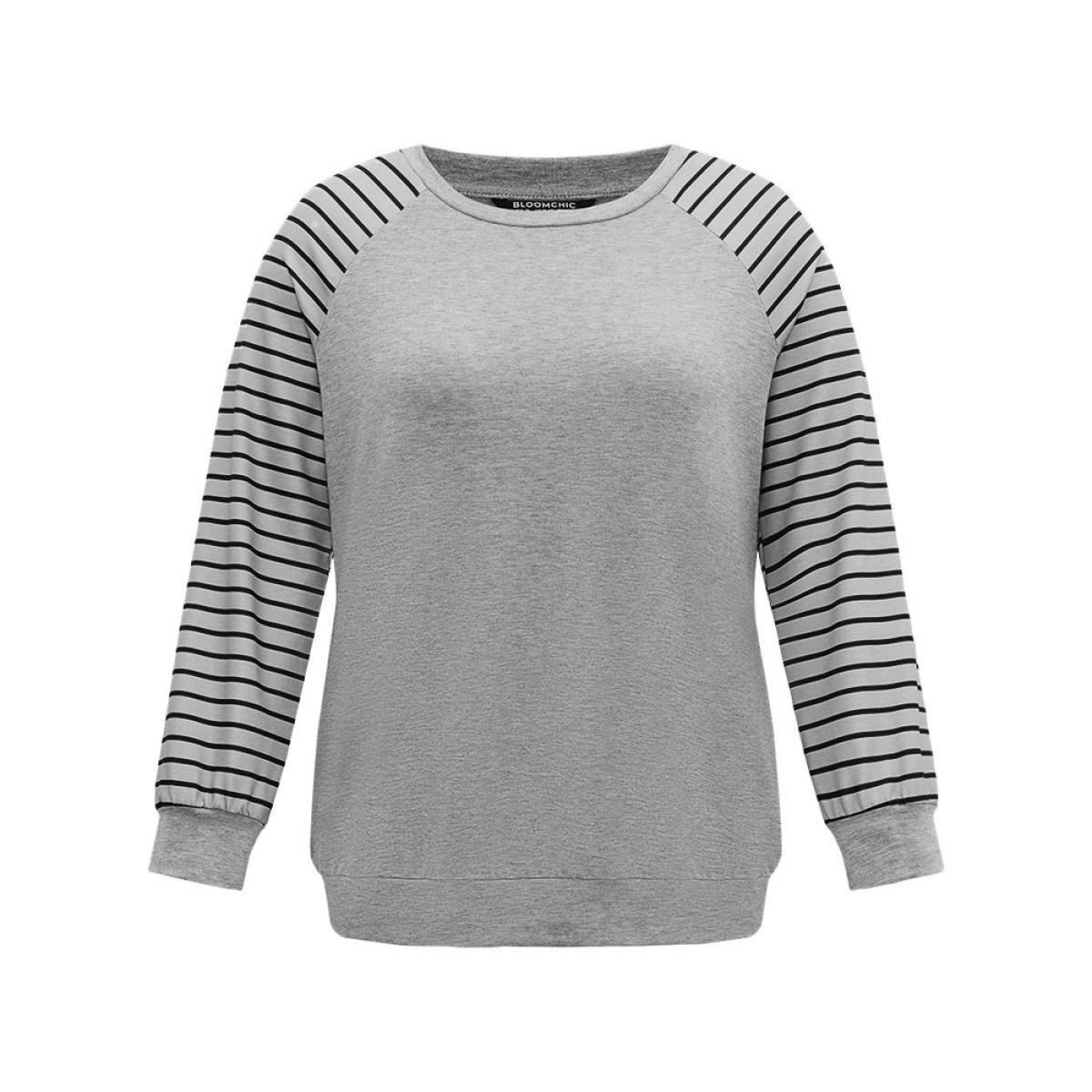 Plus Size Striped Patchwork Crew Neck Raglan Sleeve Sweatshirt Women Gray Casual Contrast Round Neck Dailywear Sweatshirts BloomChic 28/5X Product Image