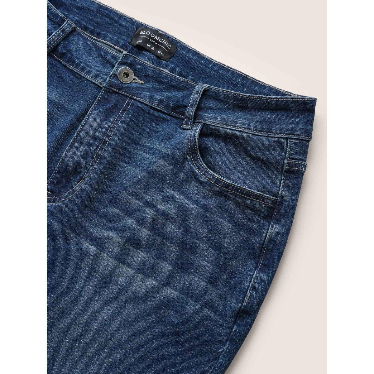 Plus Size Plain Pocket Embroidered Skinny Jeans Women Indigo Casual Plain Non High stretch Slanted pocket Jeans BloomChic 30/6X Product Image