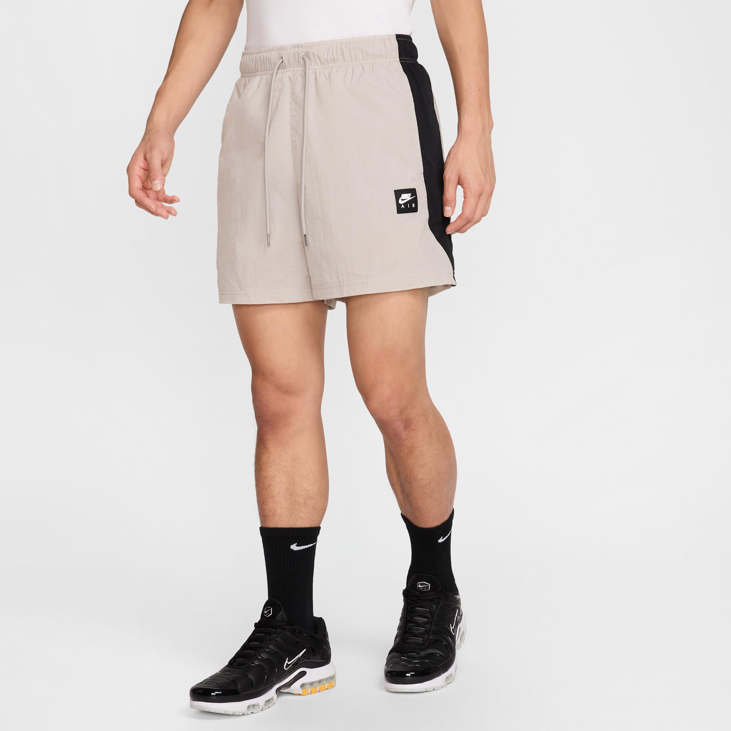 Nike Men's Air Woven Shorts Product Image