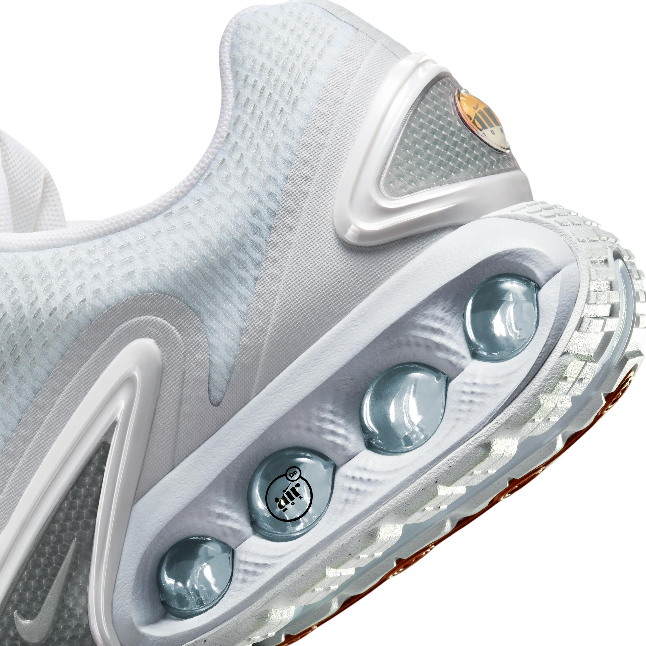 Nike Womens Air Max Dn Shoes | FJ3145-100 Product Image