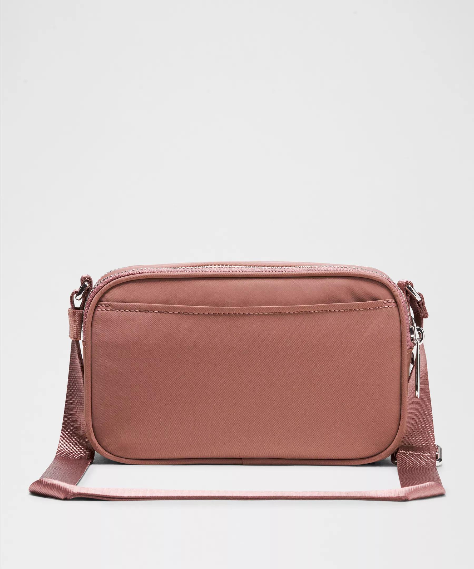 Crossbody Camera Bag 2L Product Image