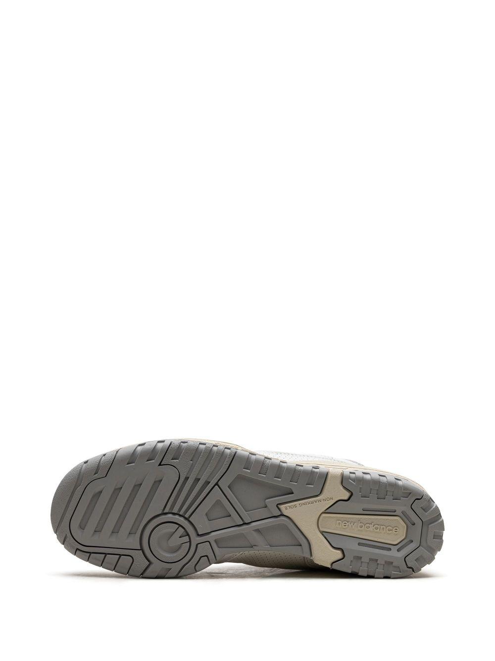 550 low-top sneakers Product Image