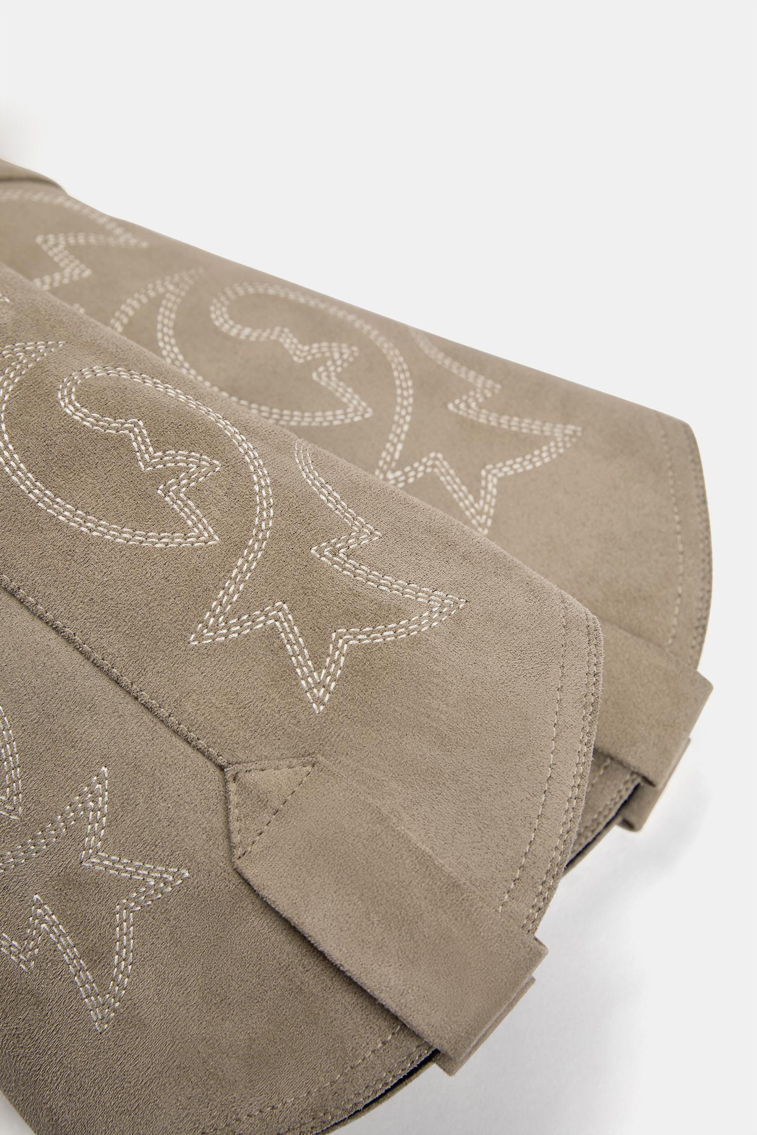 Cowboy boots Product Image