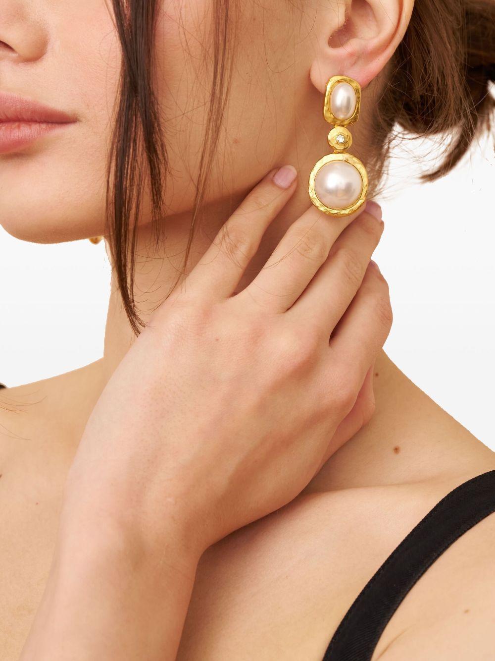 pearl-detailing earrings  Product Image