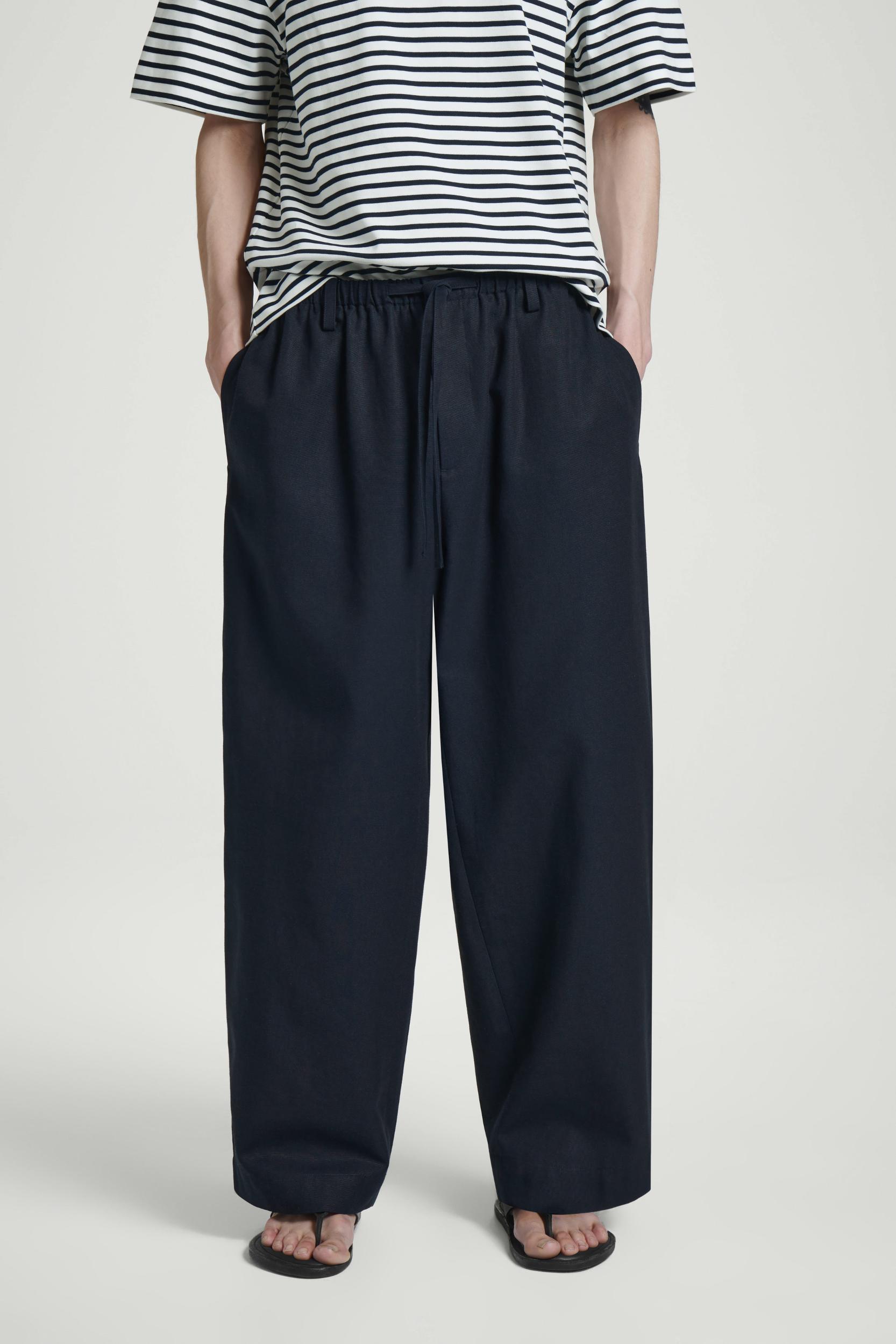 BARREL-LEG DRAWSTRING PANTS Product Image