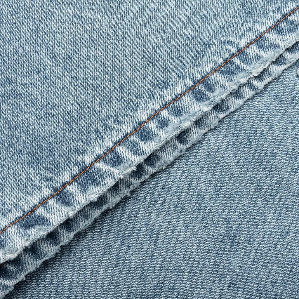 Berry Wide Denim Short - Washed Medium Blue Male Product Image