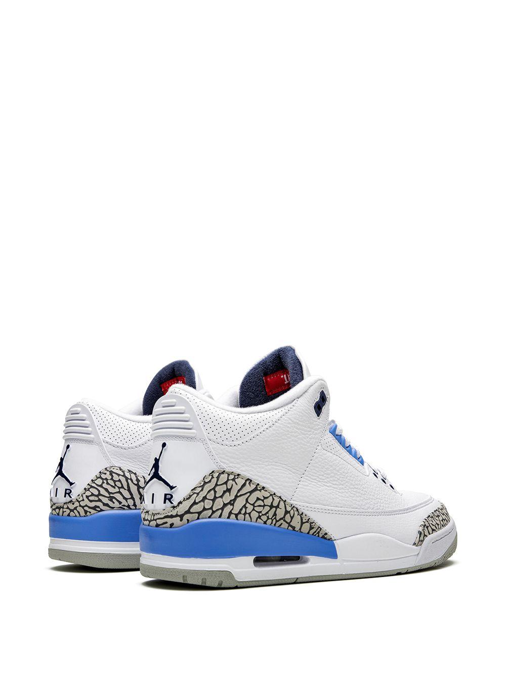 Air Jordan 3 Retro "UNC" sneakers Product Image
