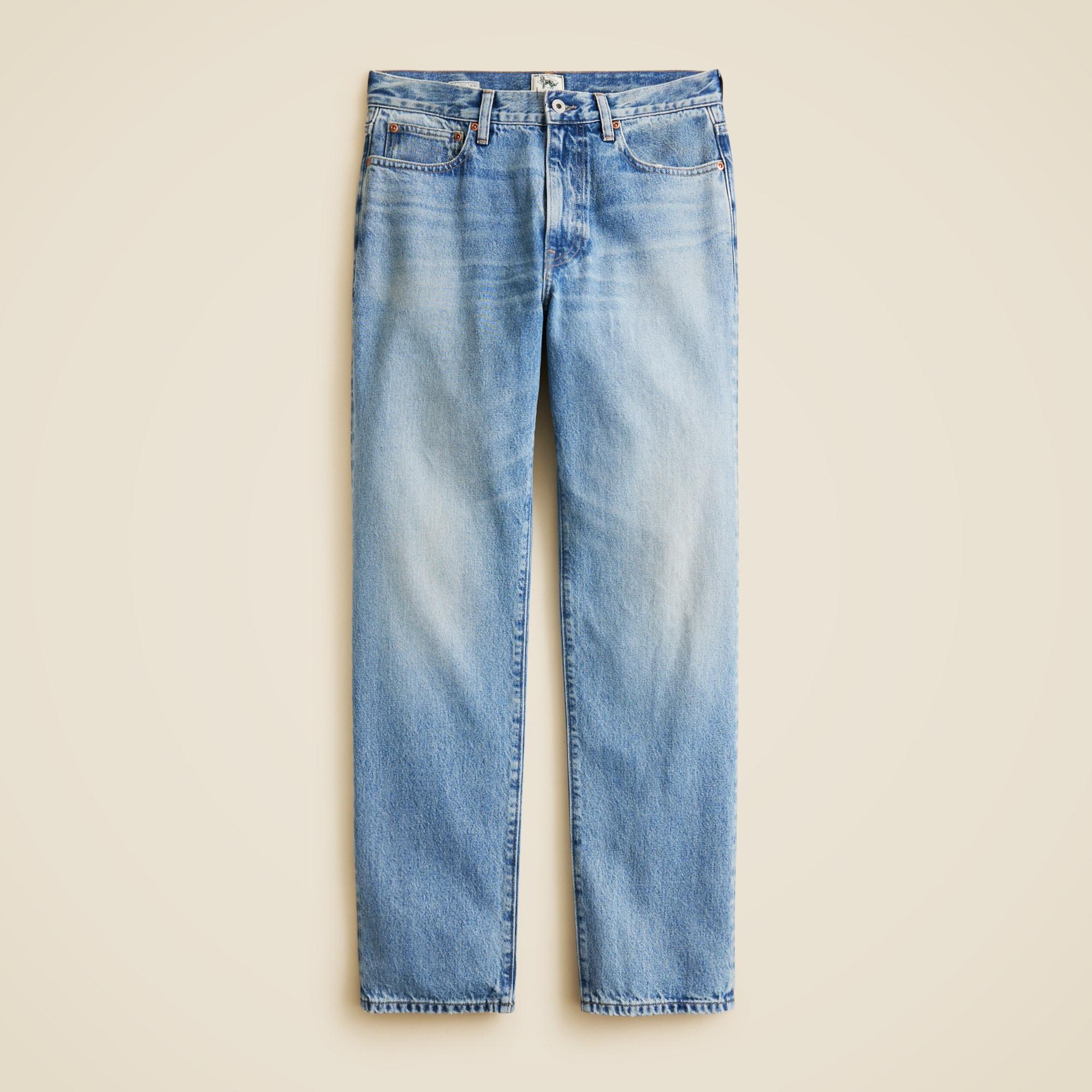 Classic jean in light wash Product Image