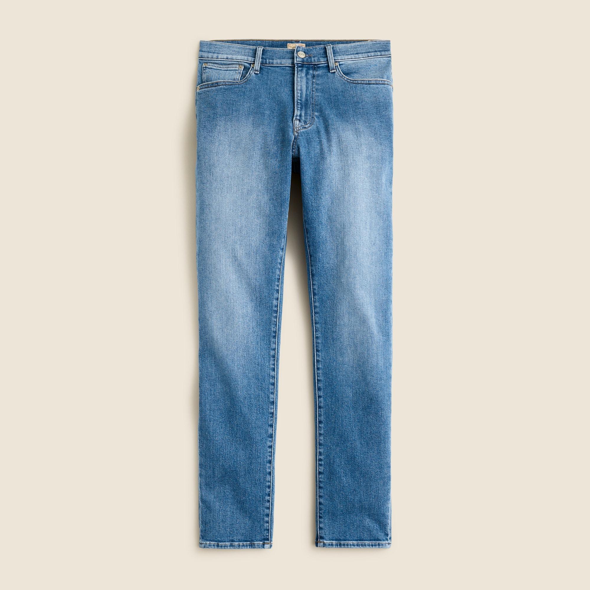 1040 Athletic Tapered-fit stretch jean in medium wash Product Image