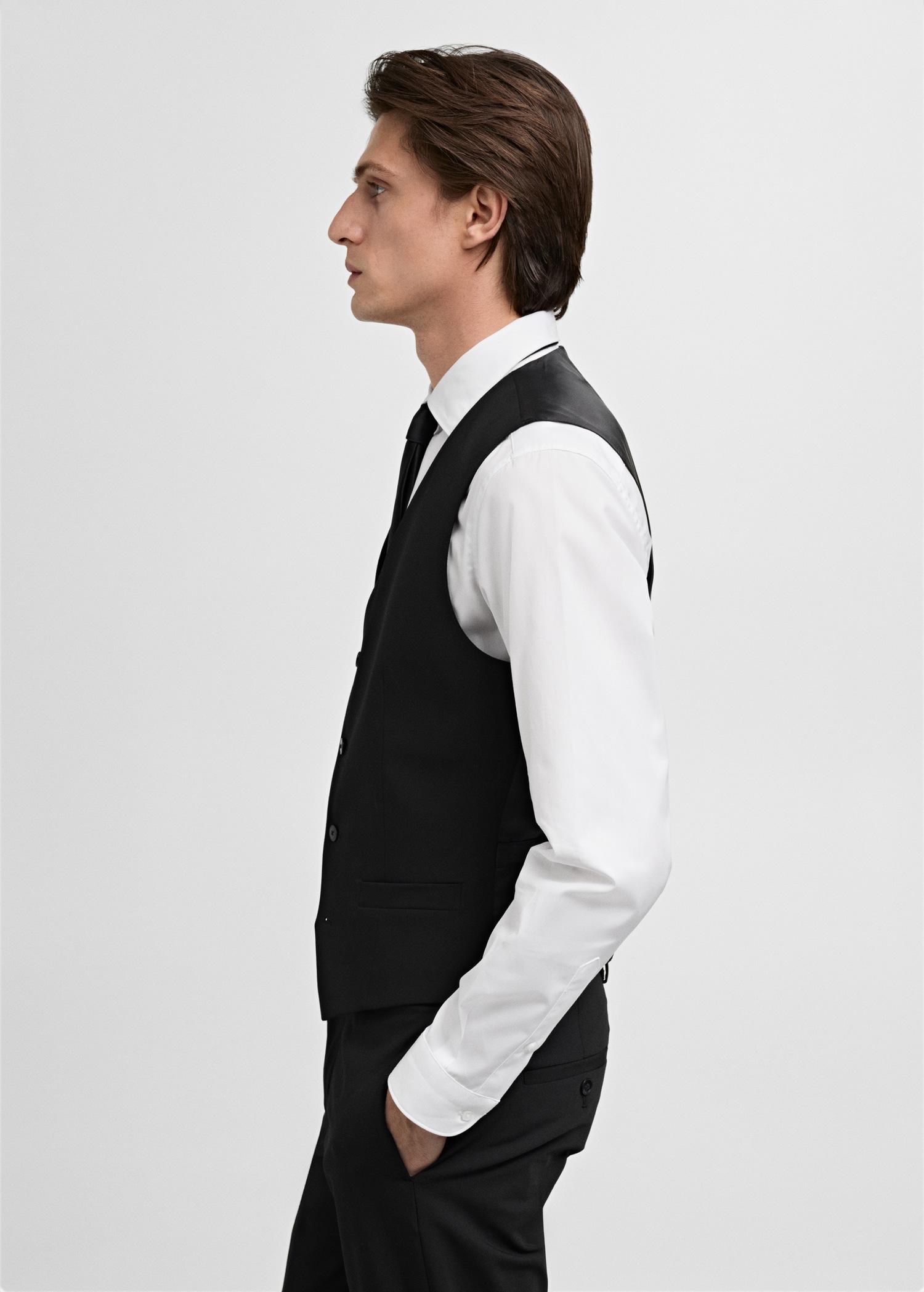 Paris super slim-fit suit vest - Men | MANGO USA Product Image