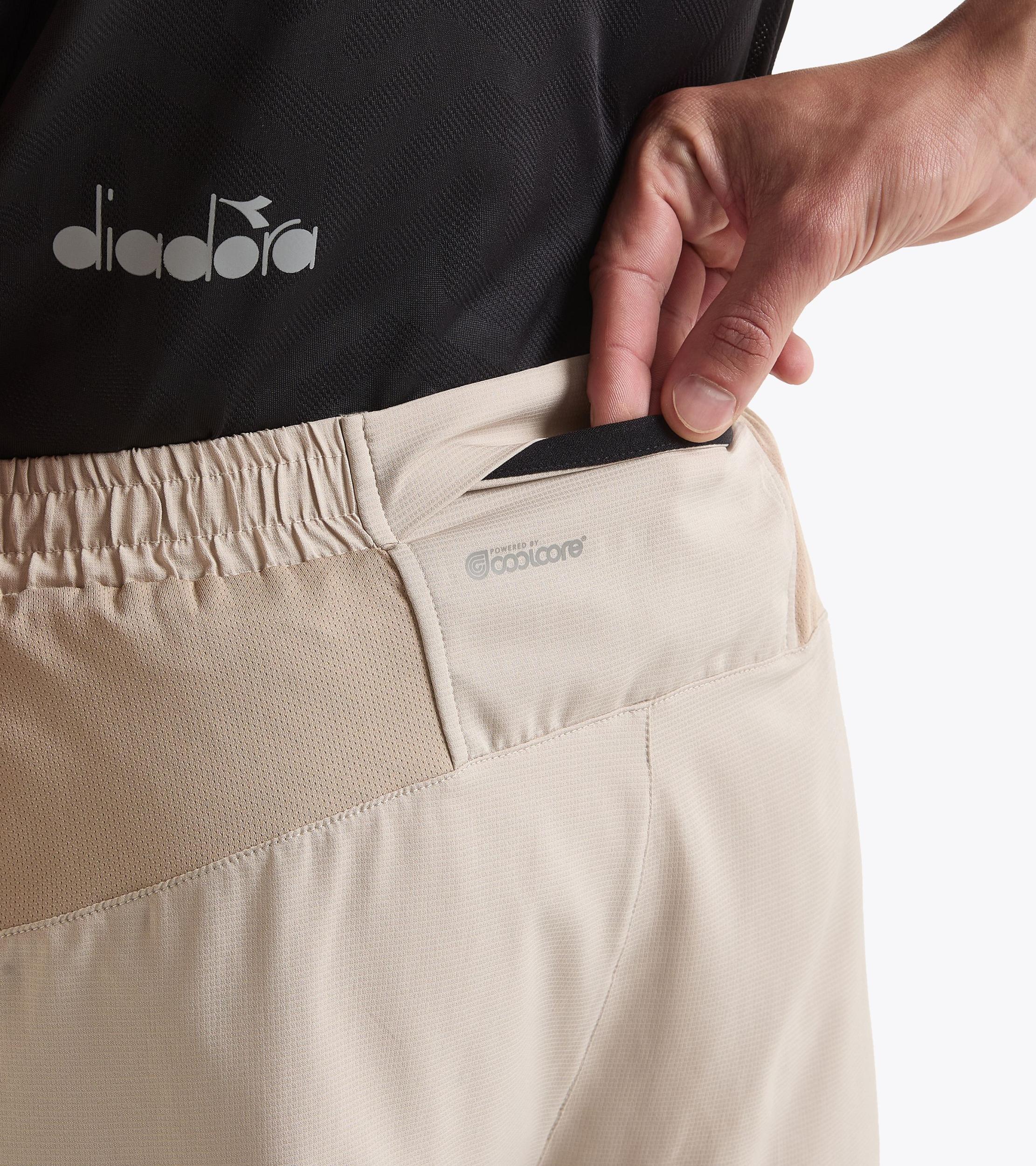 SUPER LIGHT SHORTS 5" Product Image