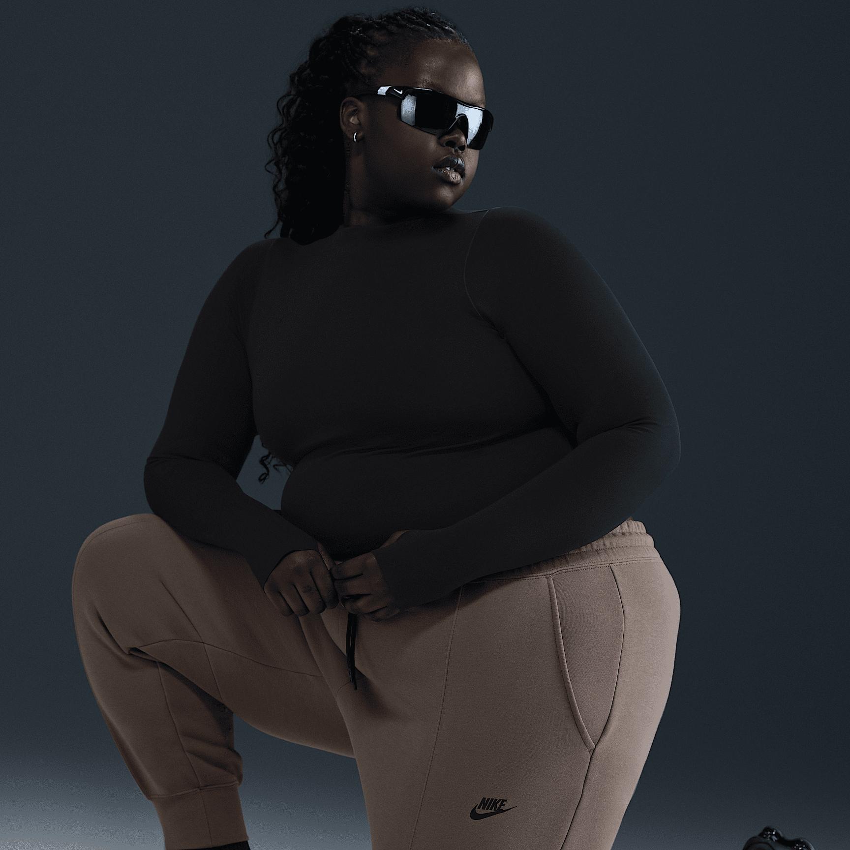 Women's Nike Sportswear Tech Fleece Mid-Rise Jogger Pants (Plus Size) Product Image