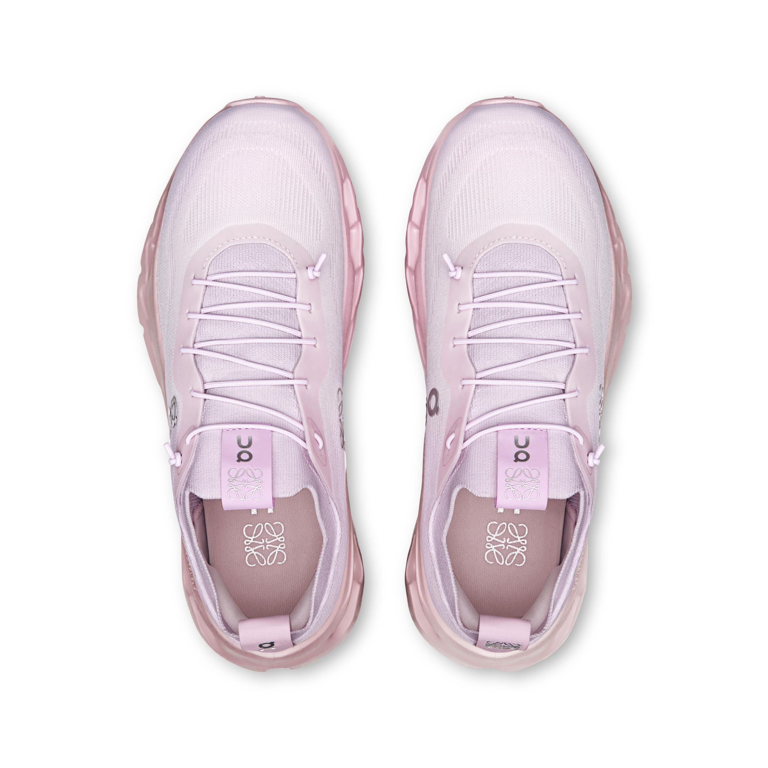 Cloudtilt LOEWE: Women's Lifestyle Shoe Product Image