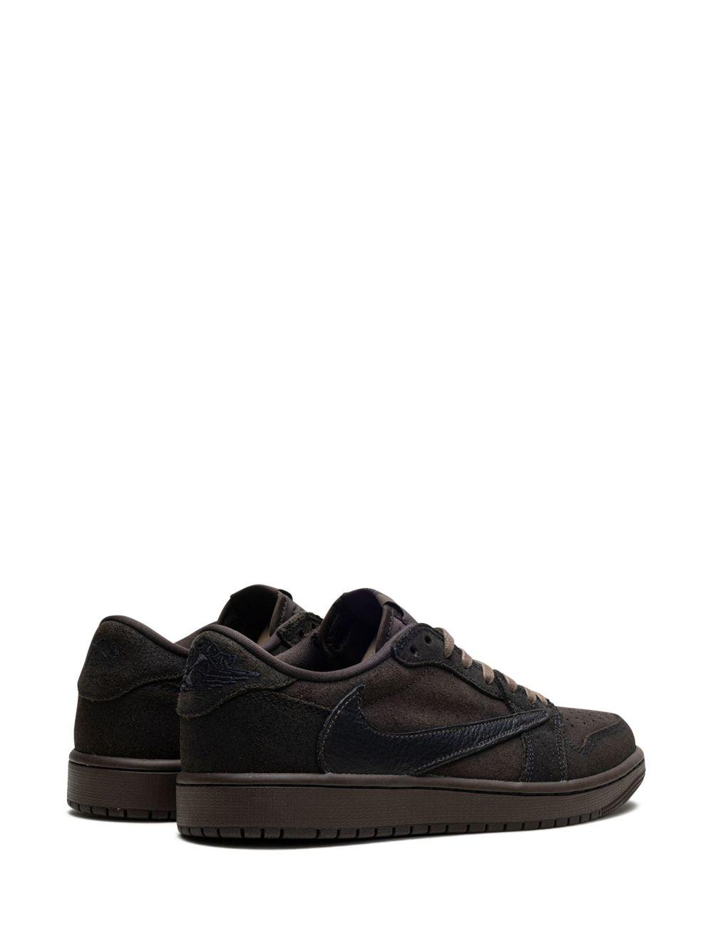 x Travis Scott Air Jordan 1 Low OG "Velvet Brown/Dark Mocha" sneakers Product Image