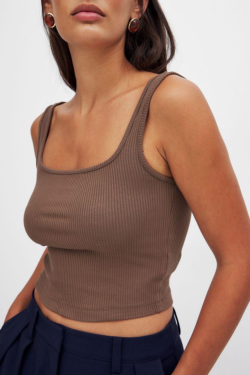 Squared Neck Singlet Product Image