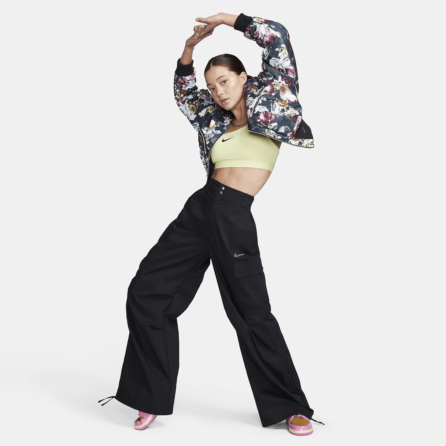 Nike Sportswear Women's High-Waisted Loose Woven Cargo Pants Product Image