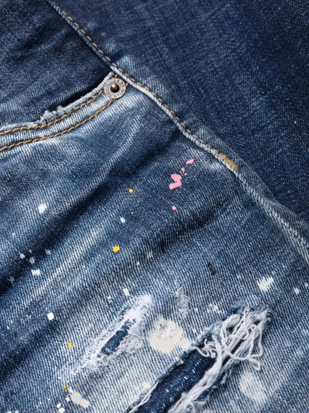 distressed cropped jeans Product Image