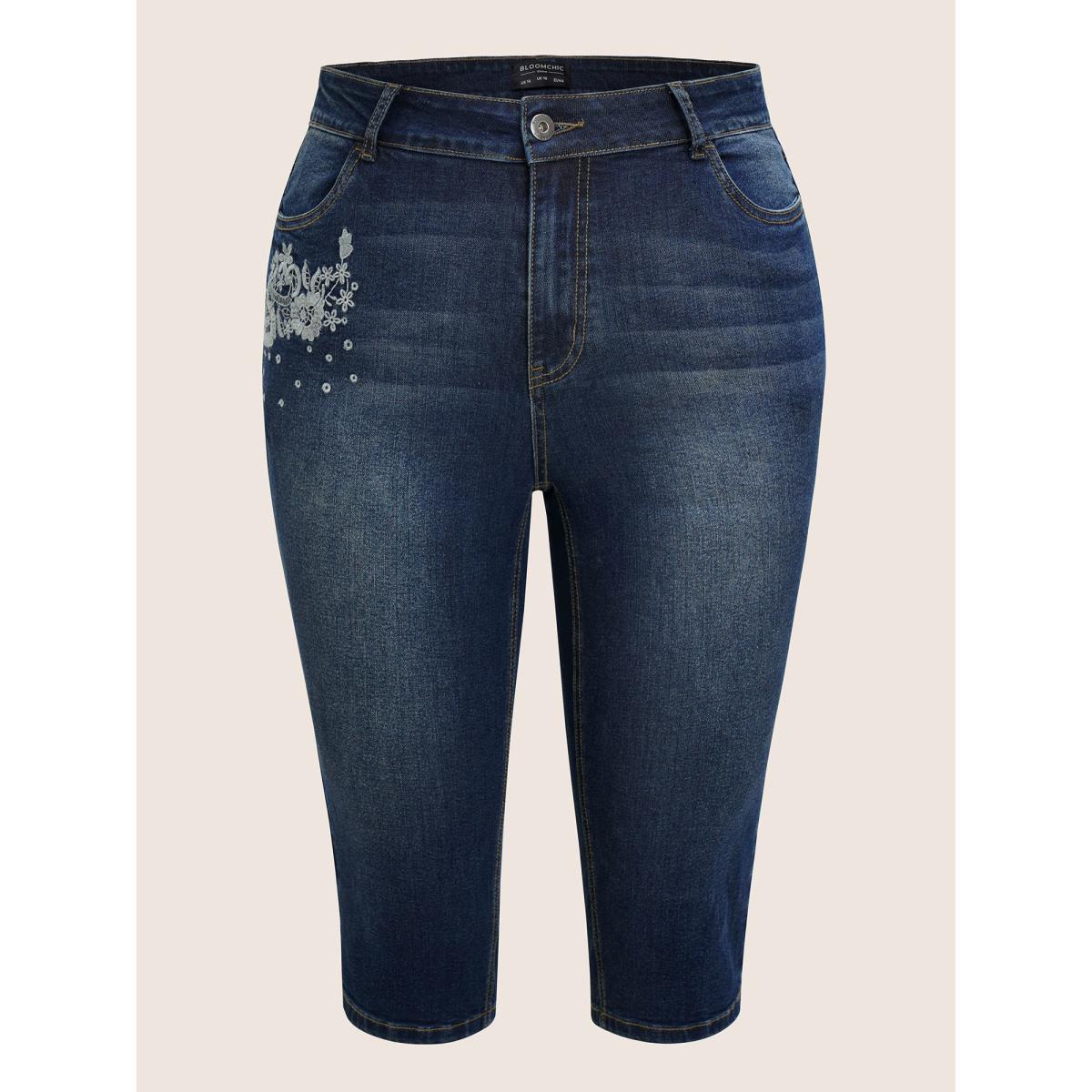 Plus Size Floral Embroidered Skinny Below The Knees Jeans Women Midnight Elegant Natural Flowers Non High stretch Slanted pocket Jeans BloomChic 12/L Product Image
