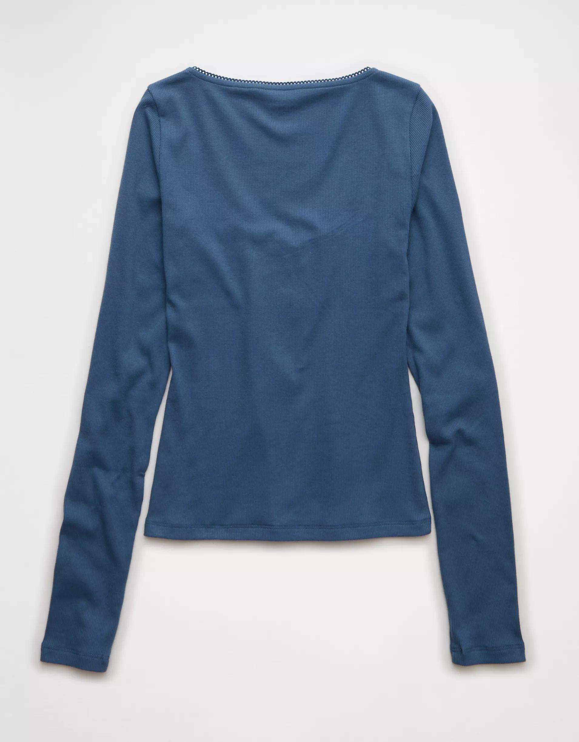 AE Long Sleeve Bow T-Shirt Product Image