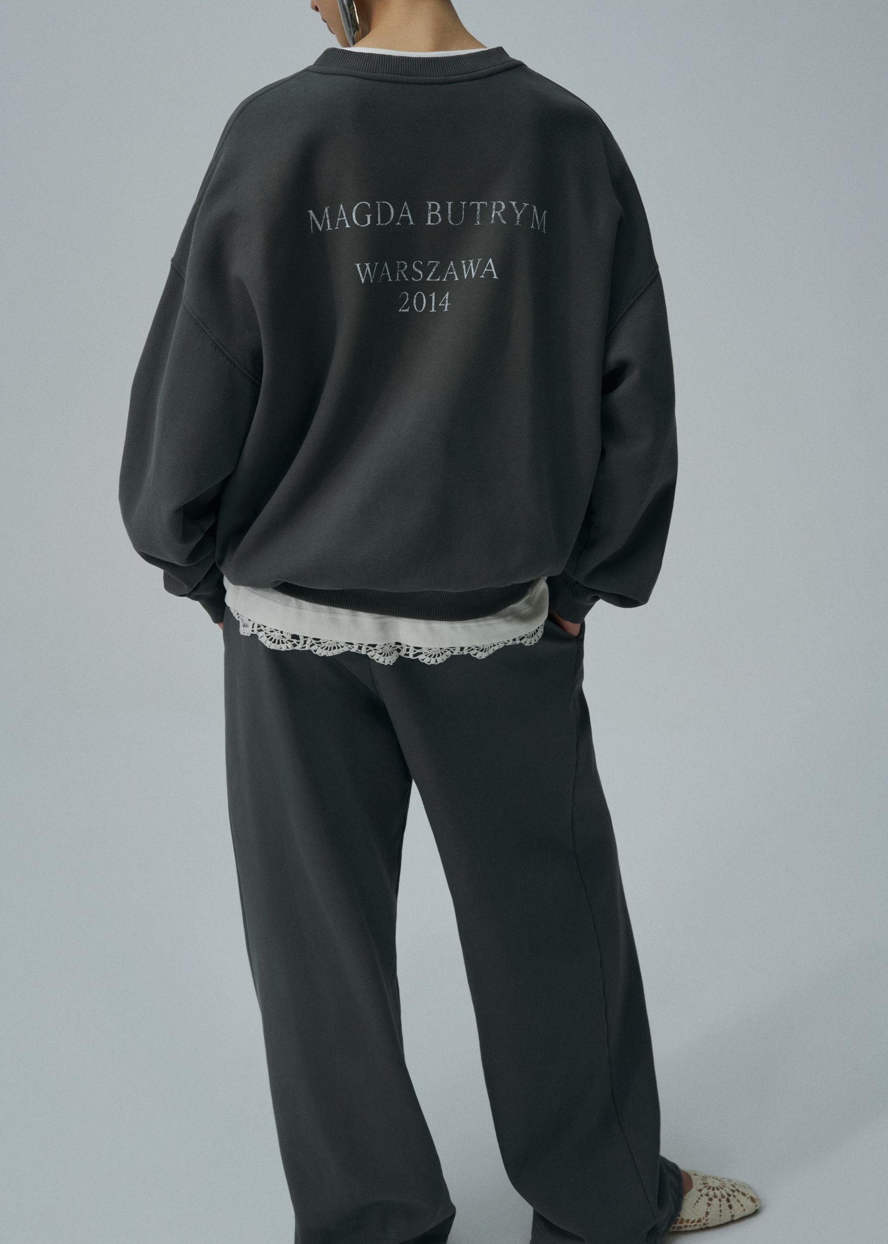 Relaxed sweatpants in grey Product Image