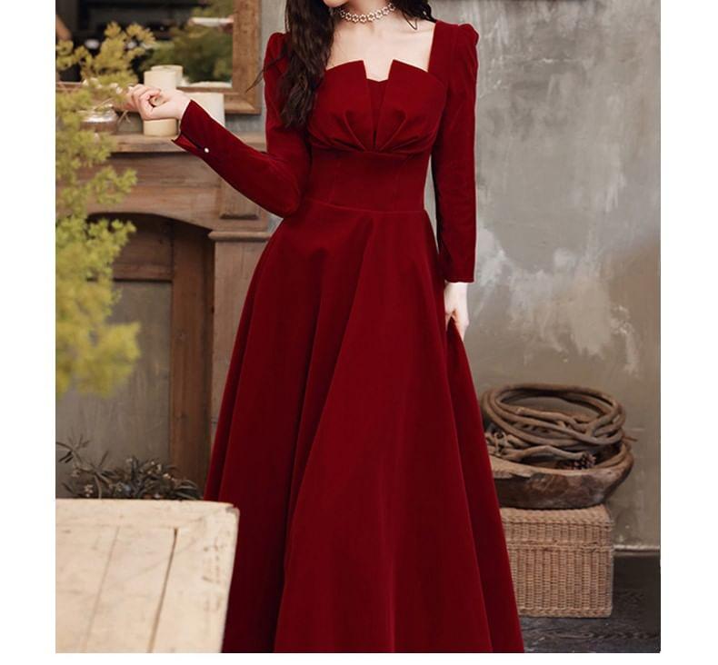 Long-Sleeve Notch Neck Plain Ruched Midi A-Line Cocktail Dress / Evening Gown Product Image