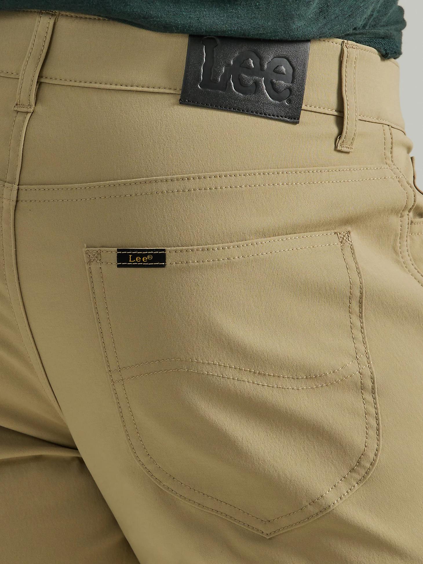 Men's Extreme Motion 4-Way Stretch Performance Pant | Men's Pants | Lee® Product Image